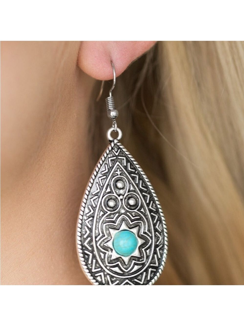 Summer Sol Lead and Nickel Free Paparazzi Earrings 1504